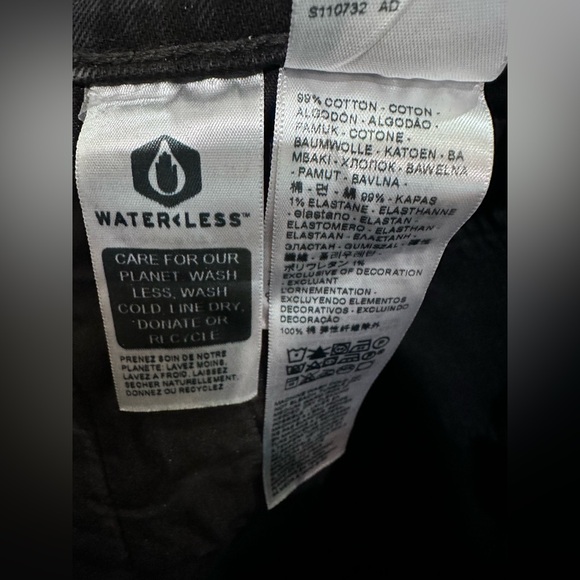 Levi's Black Flare & Wide Leg Jeans - Picture 8 of 8